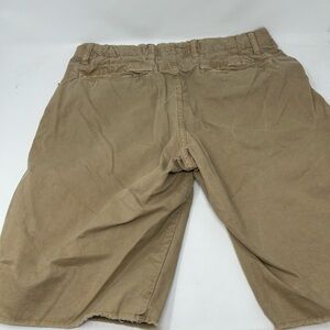 Original Paperback khaki shorts size 31.